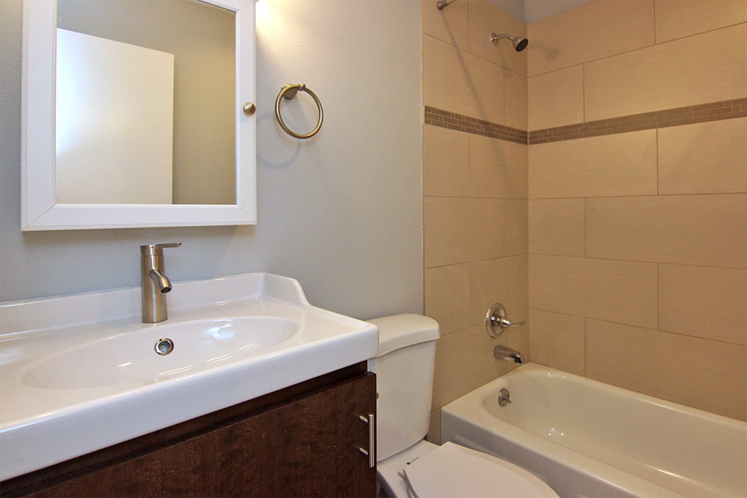 Portland Apartment: 3611 SW Baird St.