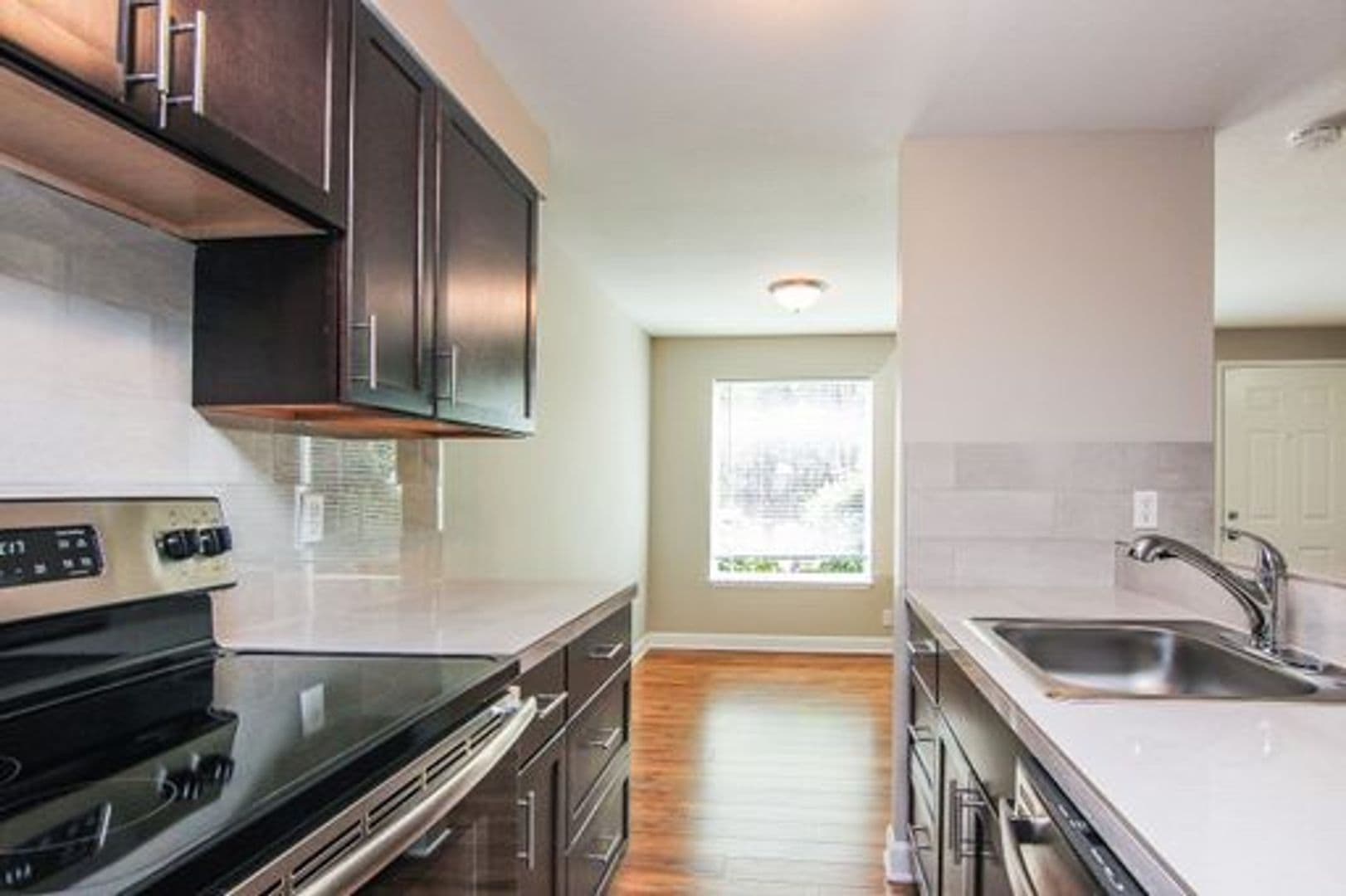 Portland Apartment: 7938-7960 SW 35th Ave