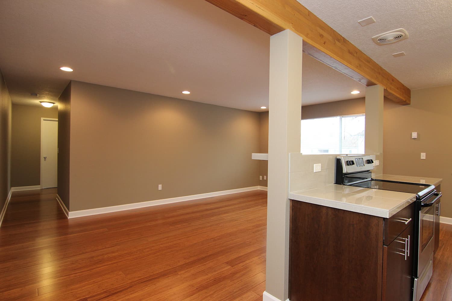 Portland Apartment: 7350 SW Barbur Blvd.