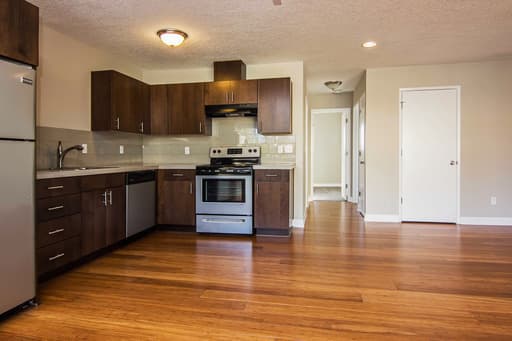 Portland Apartment: 2314 - 2318 NE Multnomah St.
