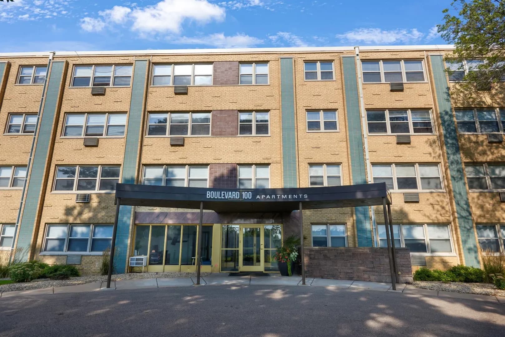 Saint Louis Park Apartment: 3000 MN Highway 100
