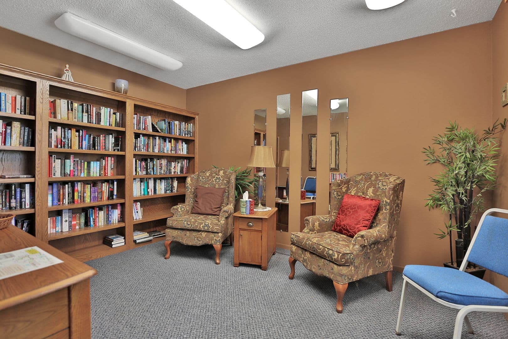 Oakdale Apartment: 1745 Granada Ave N
