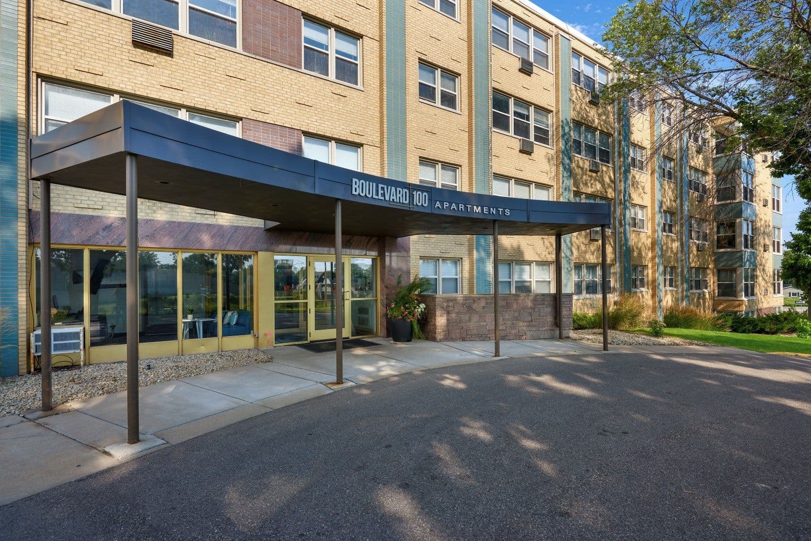 Saint Louis Park Apartment: 3000 MN Highway 100