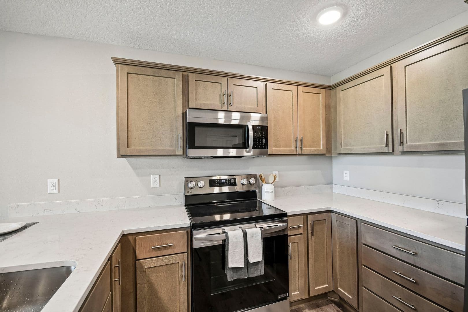 Winsted Apartment: 140-150 9th Street South