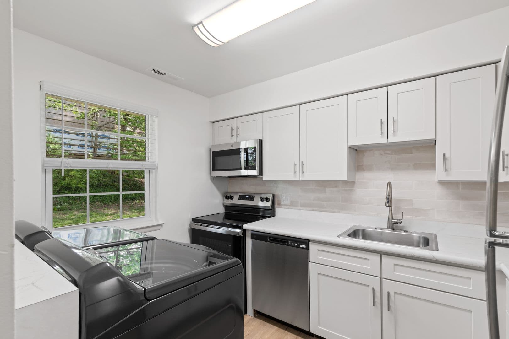 Edwardsville Apartment: 200 Gateway Drive