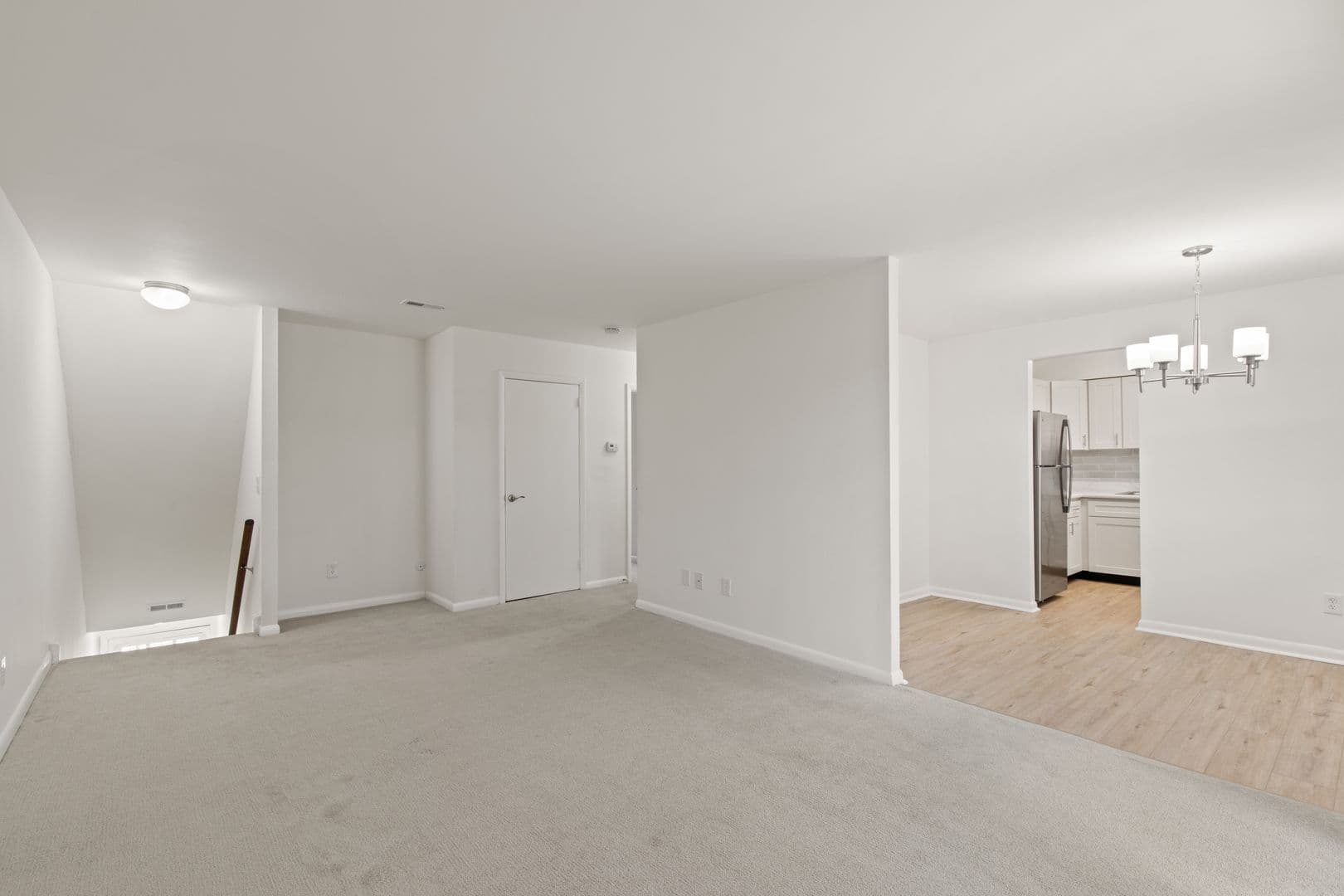Edwardsville Apartment: 200 Gateway Drive