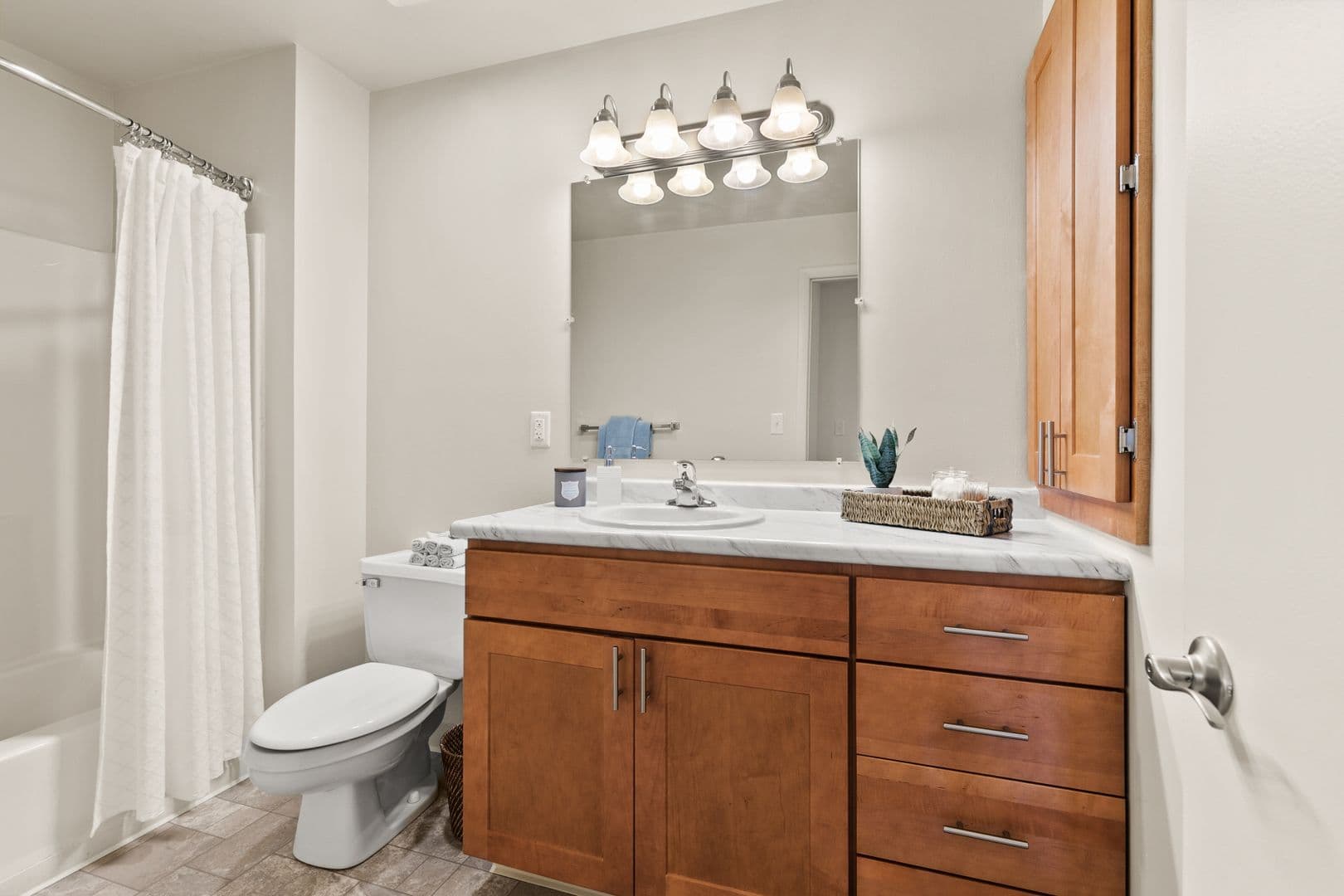 Wilkes Barre Apartment: 448 Wildflower Dr
