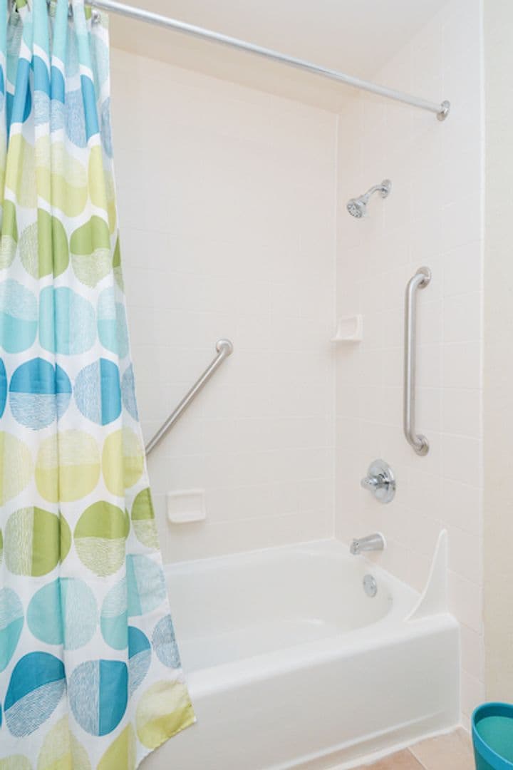 York Apartment: 42 Oak Ridge Drive