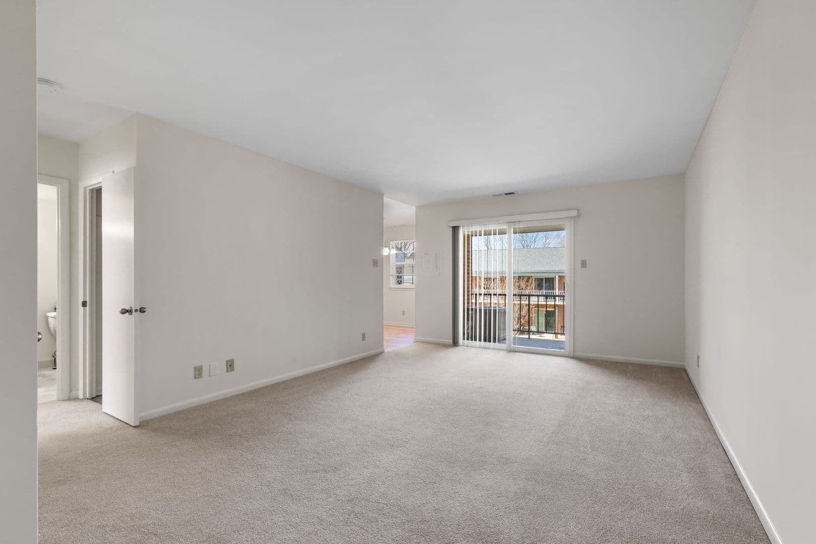Edwardsville Apartment: 200 Gateway Drive