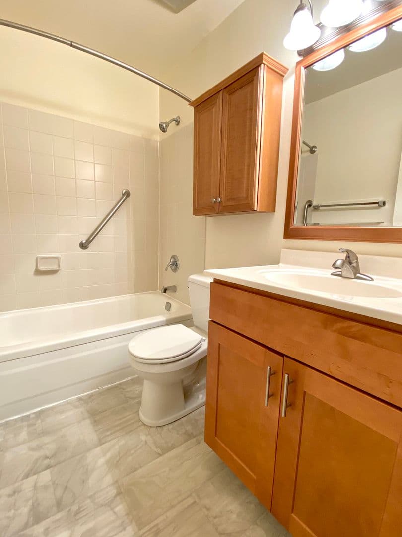 Lancaster Apartment: 1415 Spencer Avenue