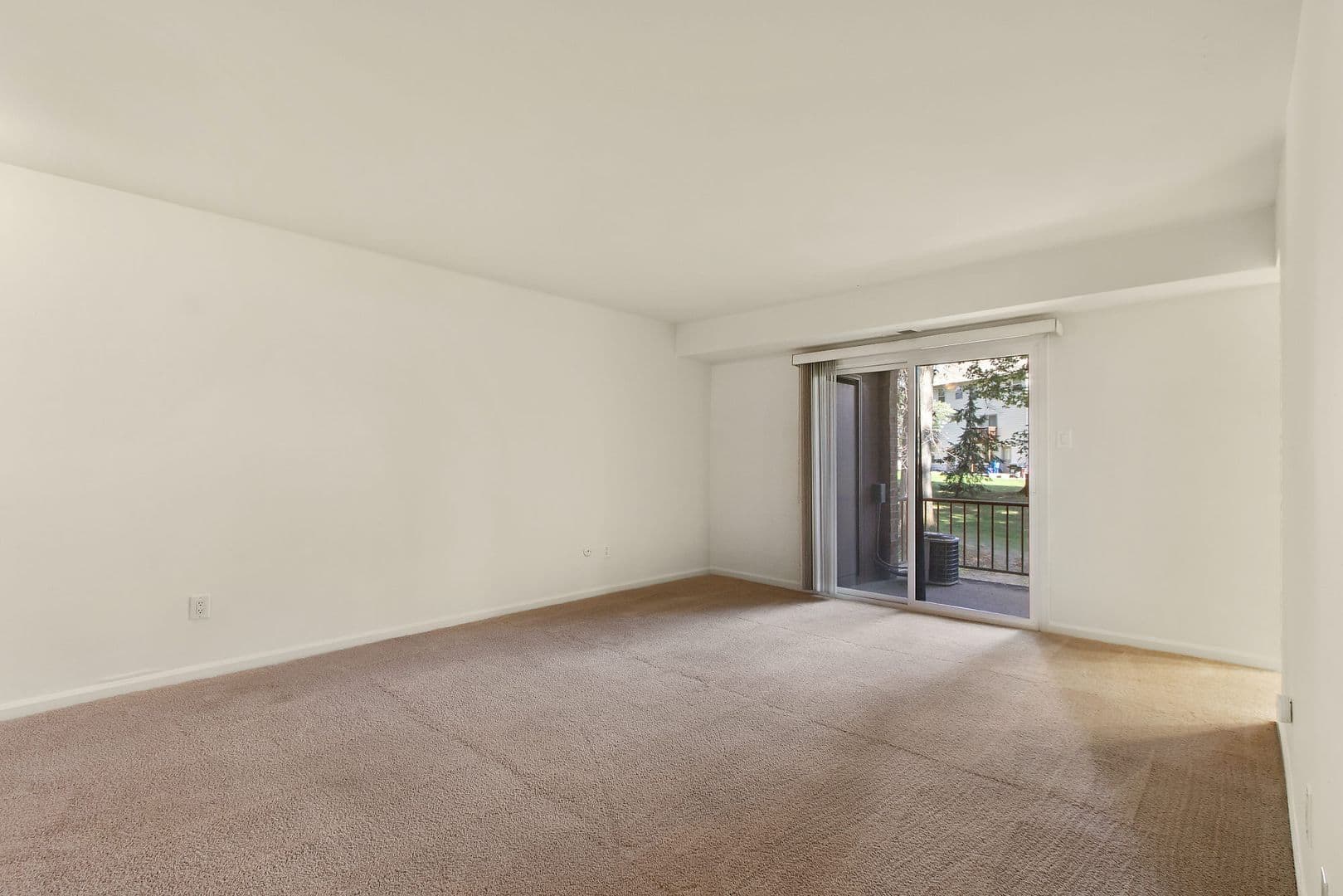 York Apartment: 42 Oak Ridge Drive