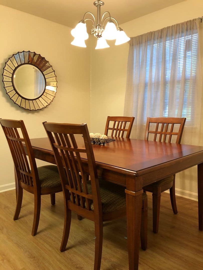York Apartment: 42 Oak Ridge Drive