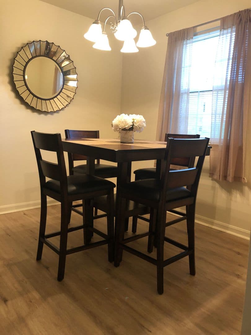 York Apartment: 42 Oak Ridge Drive