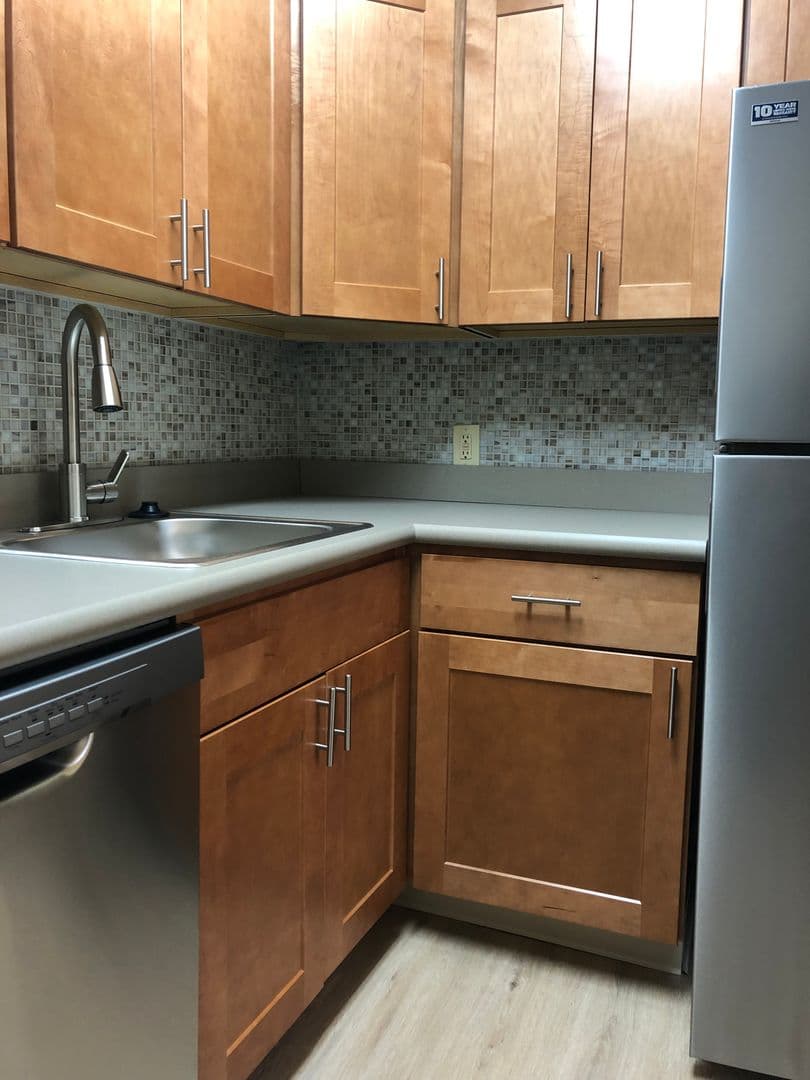 York Apartment: 42 Oak Ridge Drive