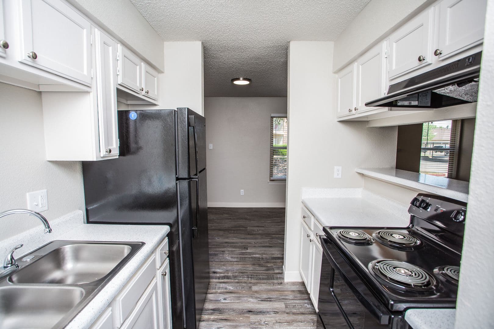 Lubbock Apartment: 7001 Utica Ave