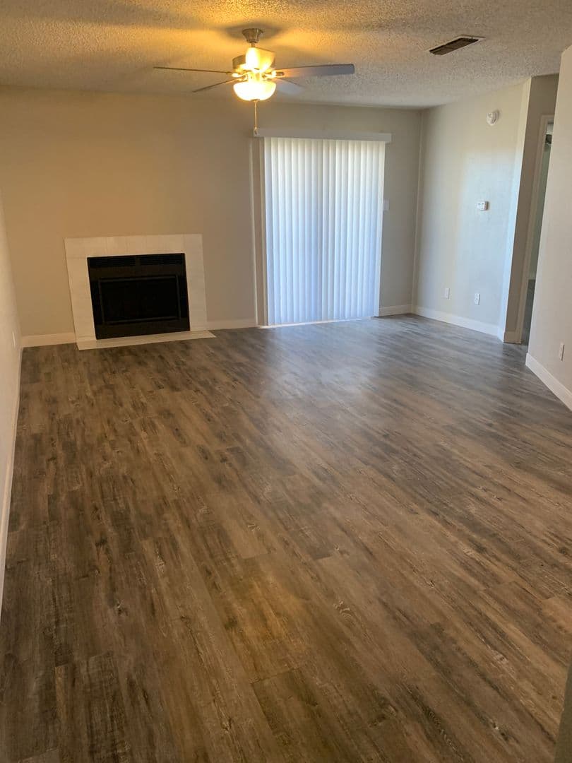 Lubbock Apartment: 7001 Utica Ave