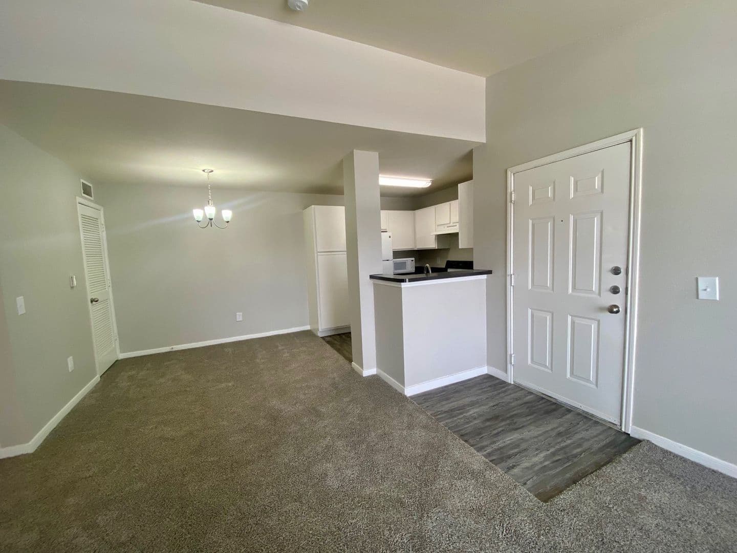 Lubbock Apartment: 4501 71st St