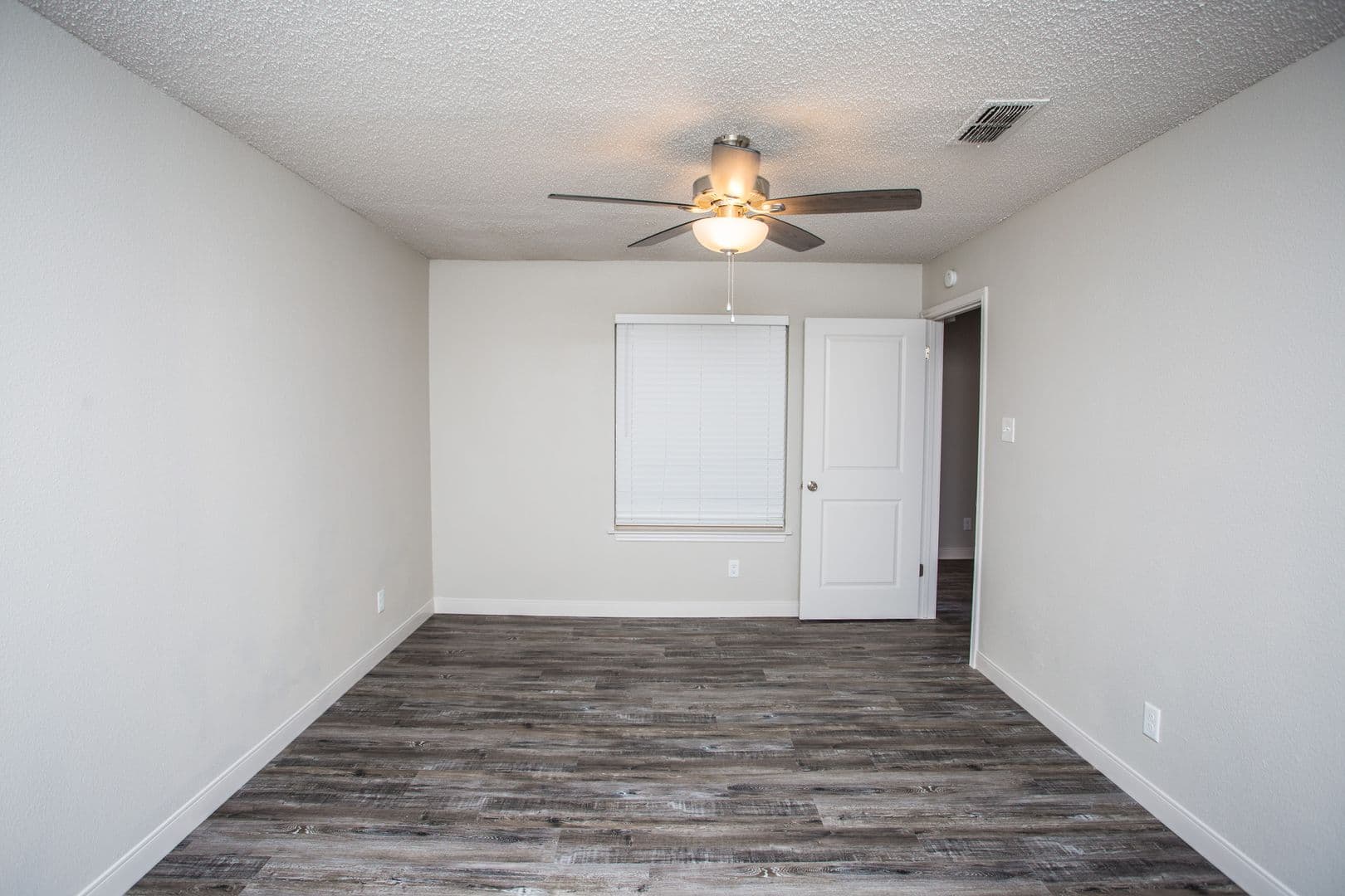 Lubbock Apartment: 7001 Utica Ave