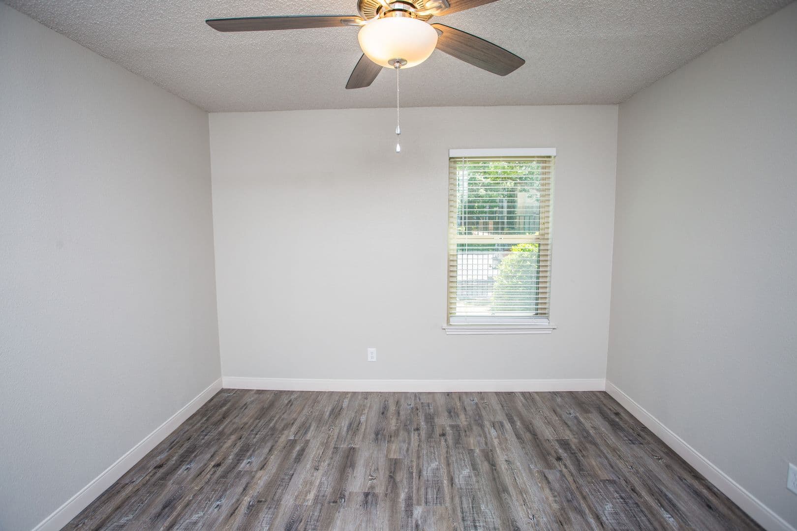 Lubbock Apartment: 7001 Utica Ave