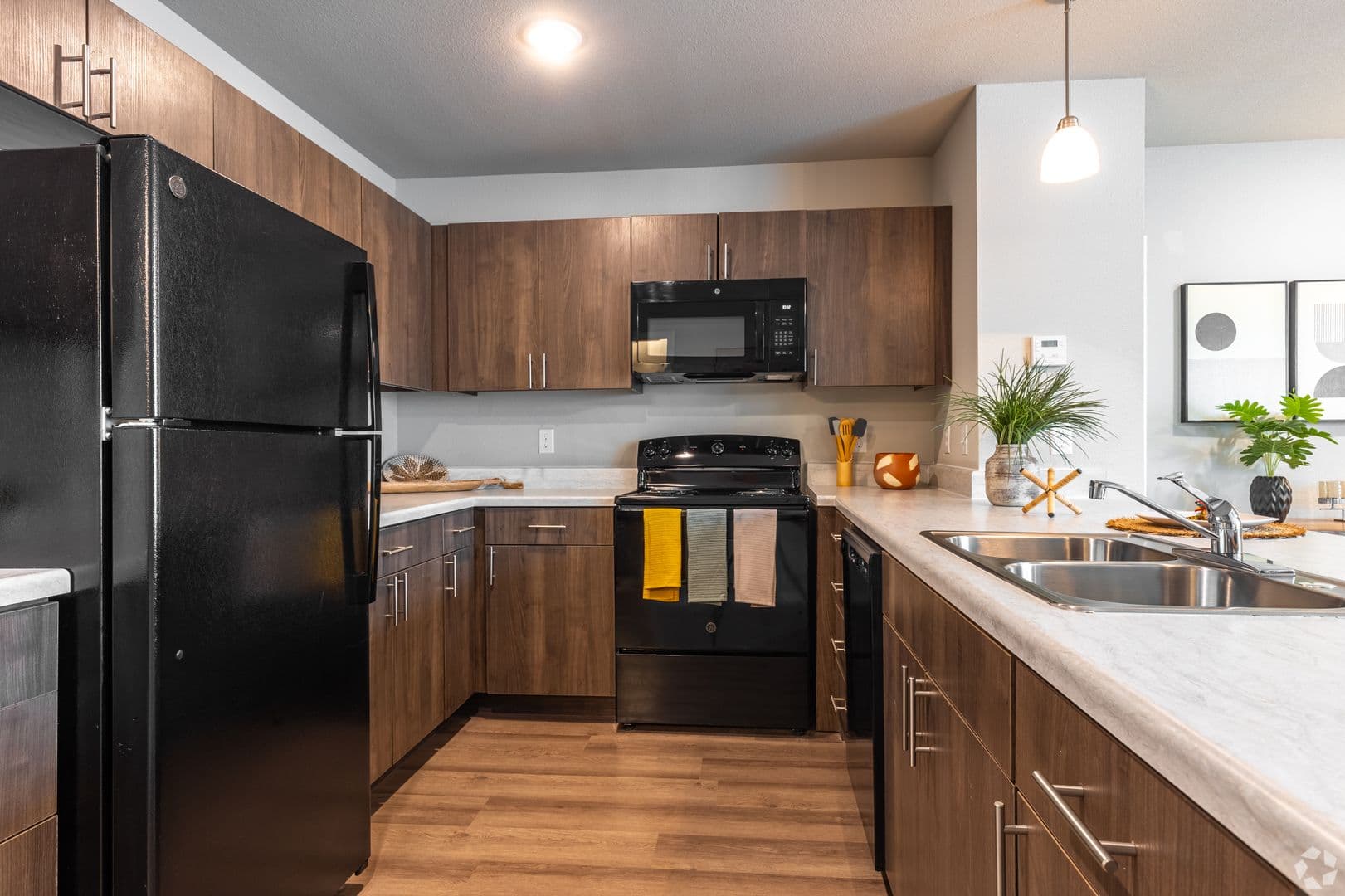 Lubbock Apartment: 6111 71st