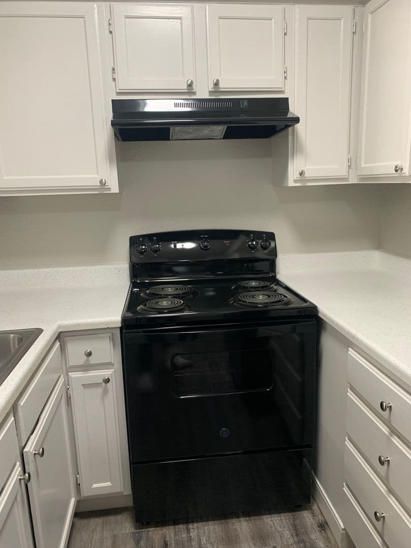 Lubbock Apartment: 7001 Utica Ave