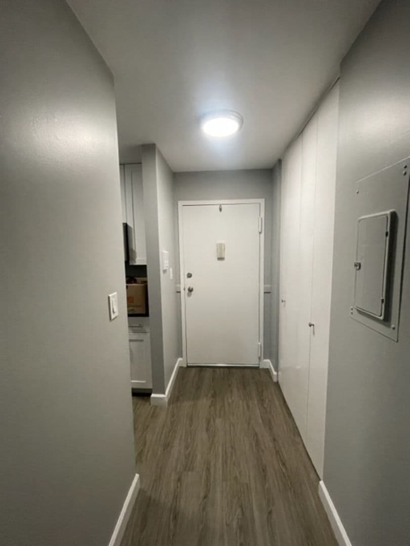 Stratford Apartment: 490-498 Sherwood Place