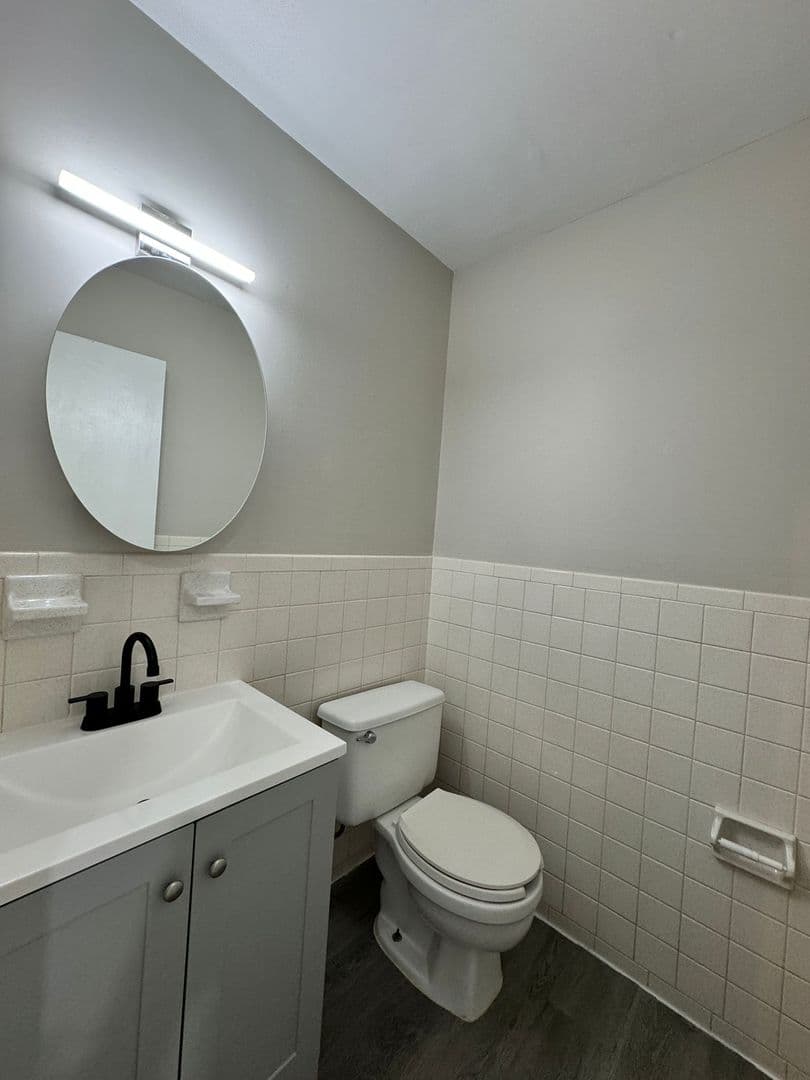 Stratford Apartment: 490-498 Sherwood Place