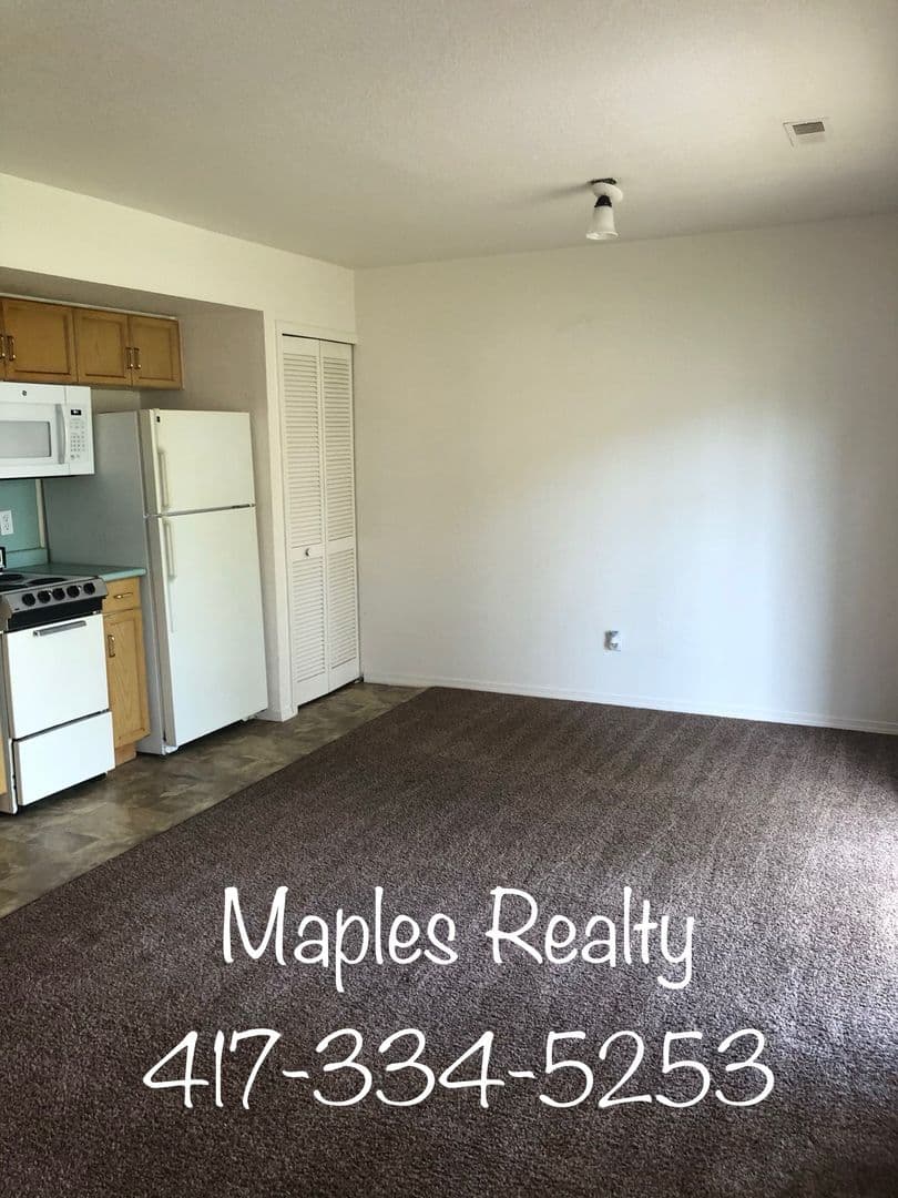 Branson House: 600 Abby Lane #2