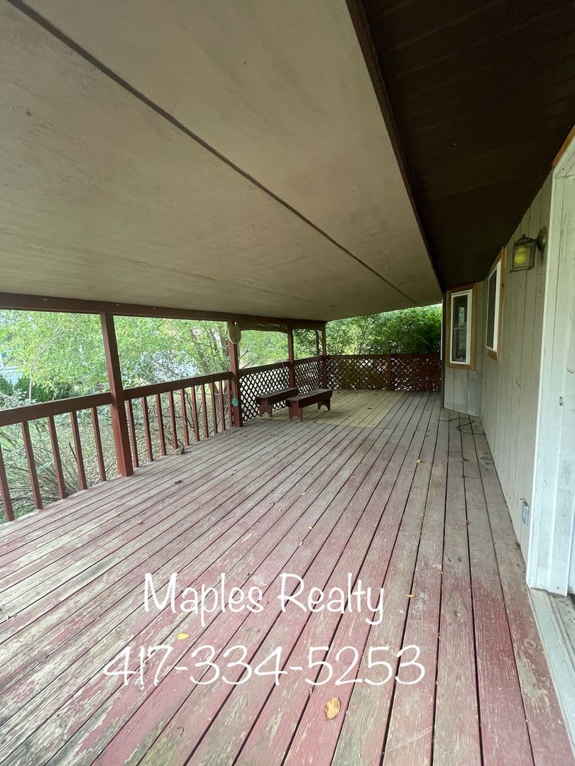 Rockaway Beach House: 718 Boys Camp Road