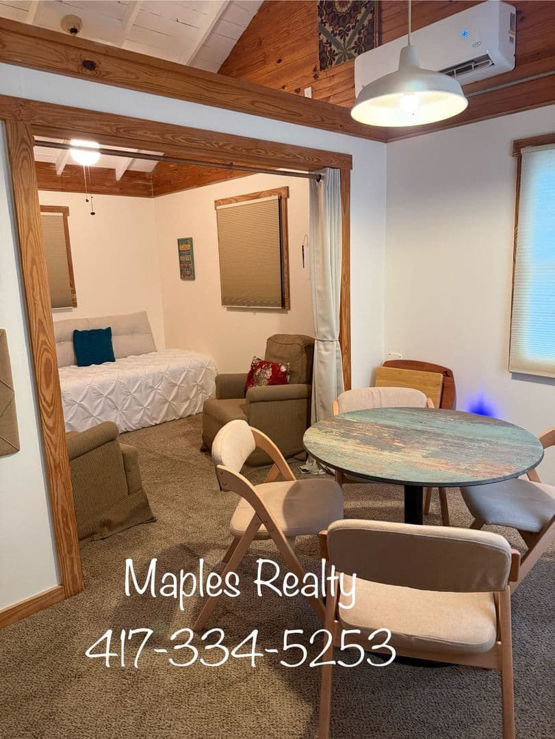 Rockaway Beach House: 185 Wildflower Avenue
