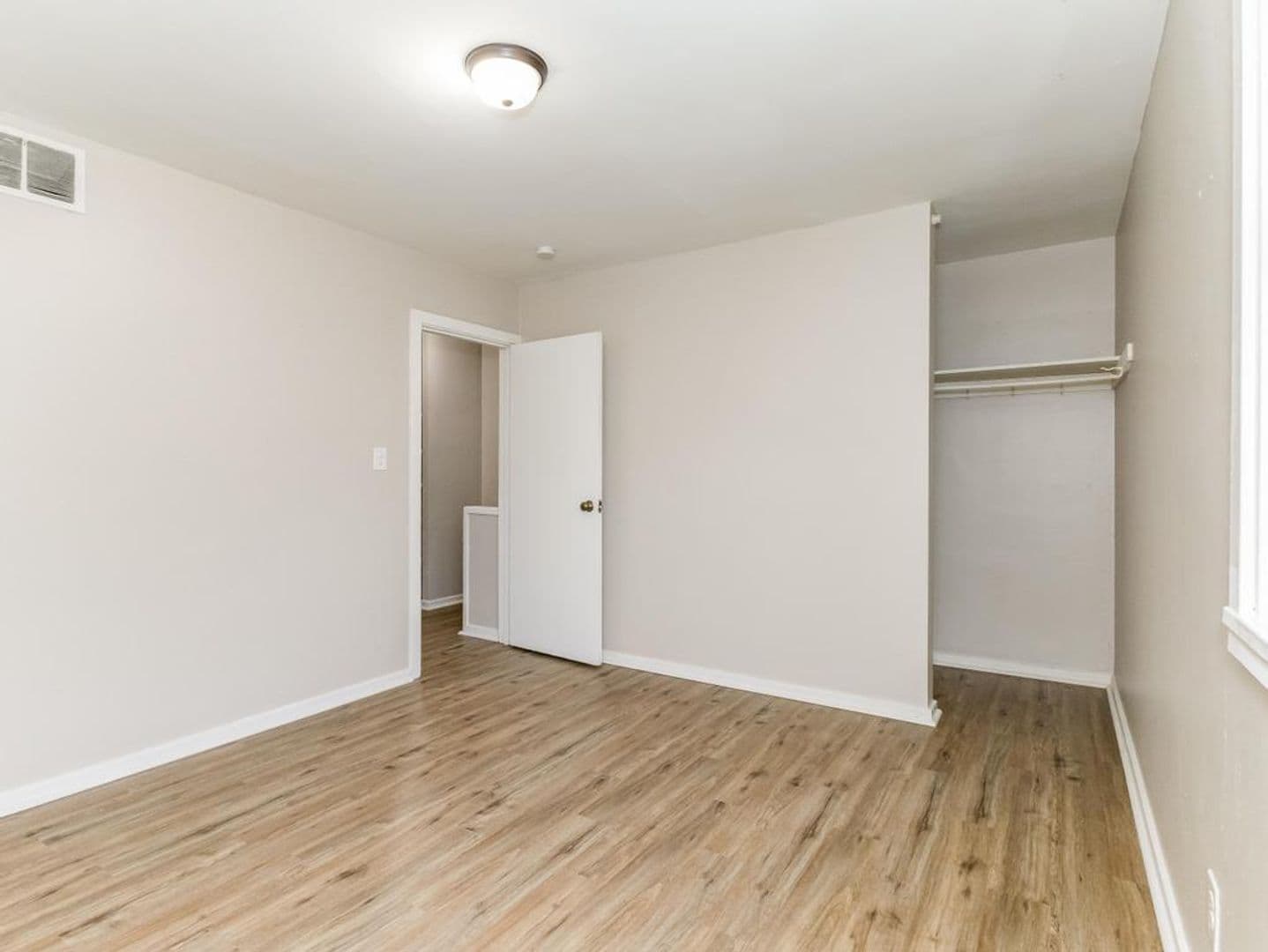 Aliquippa Apartment: 1-50 Mount Vernon Dr.
