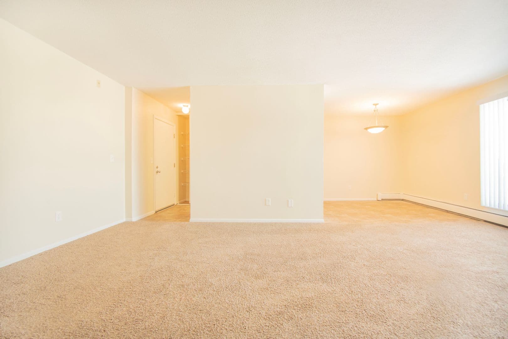 Plymouth Apartment: 17210 County Rd 6