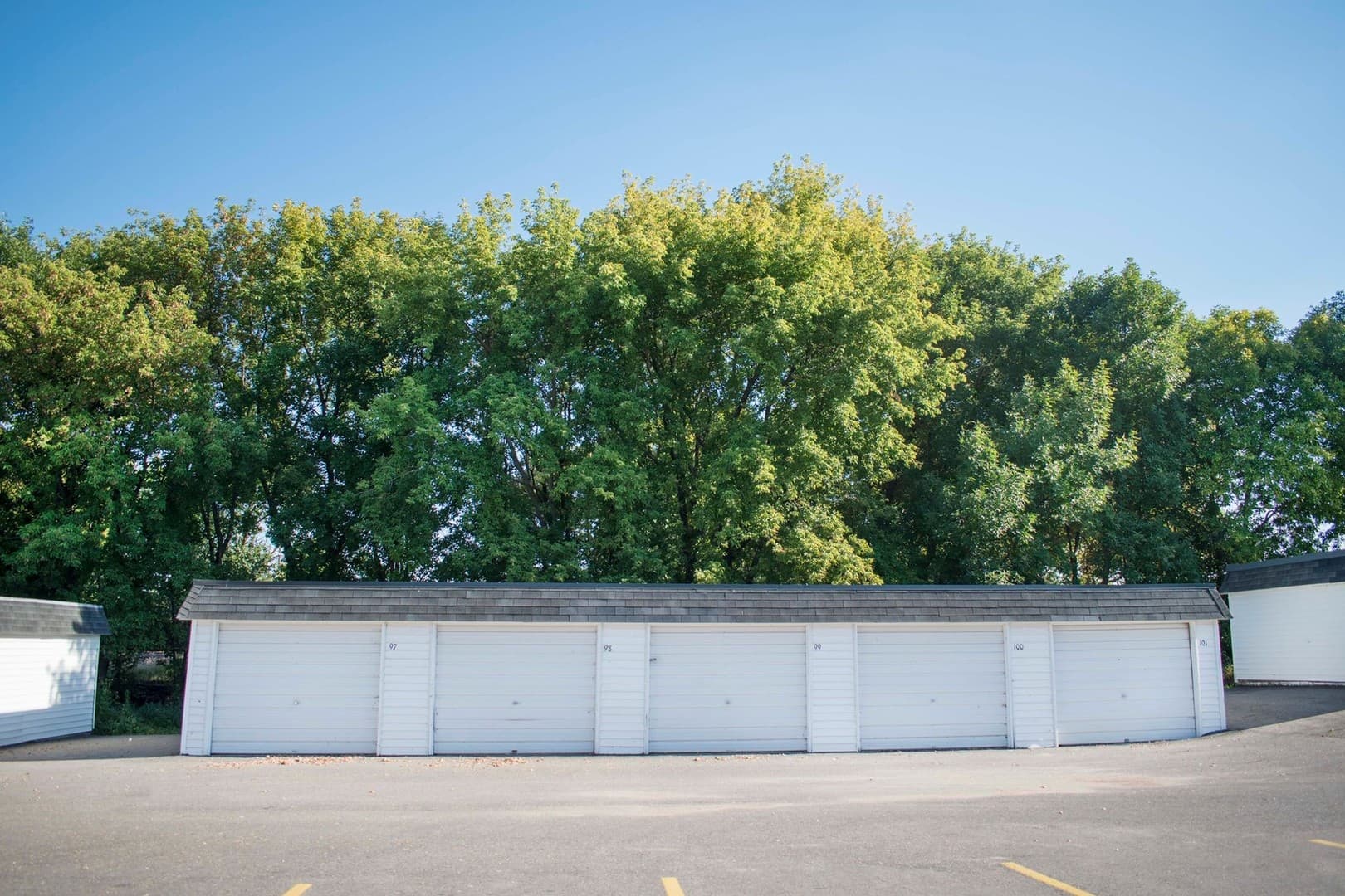 Chanhassen Apartment: 7721 Chanhassen Rd