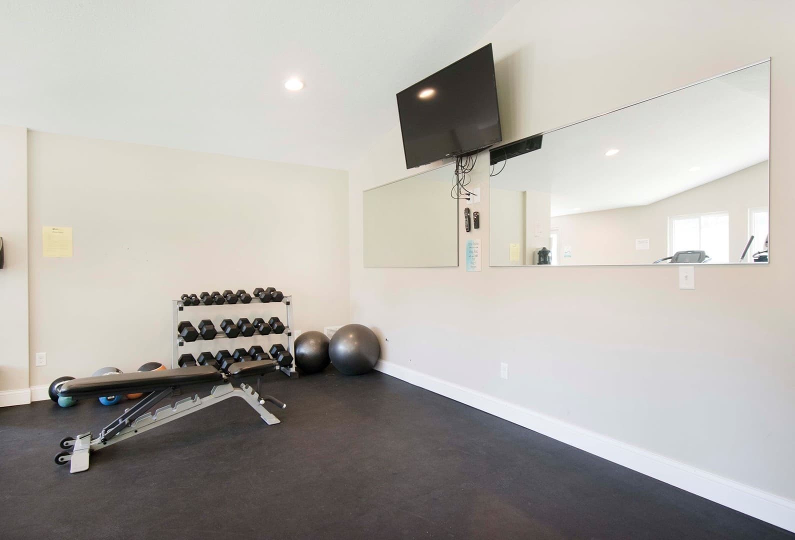 Chanhassen Apartment: 7721 Chanhassen Rd