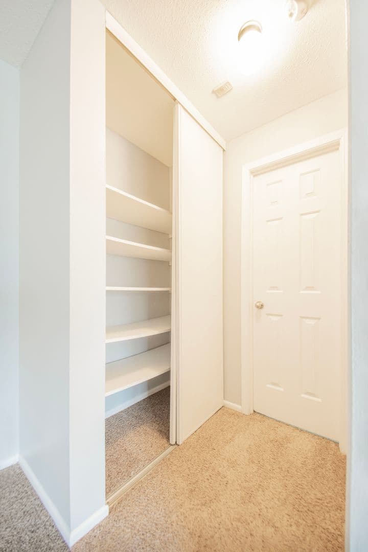 Chanhassen Apartment: 7721 Chanhassen Rd