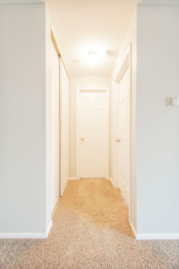 Chanhassen Apartment: 7721 Chanhassen Rd