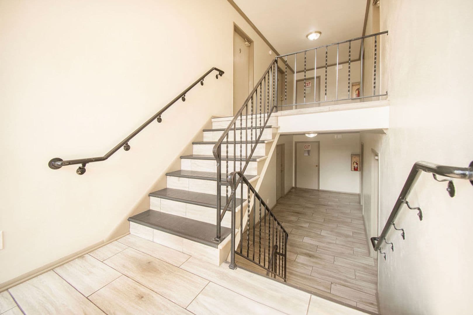 Richfield Apartment: 424 E 73rd St