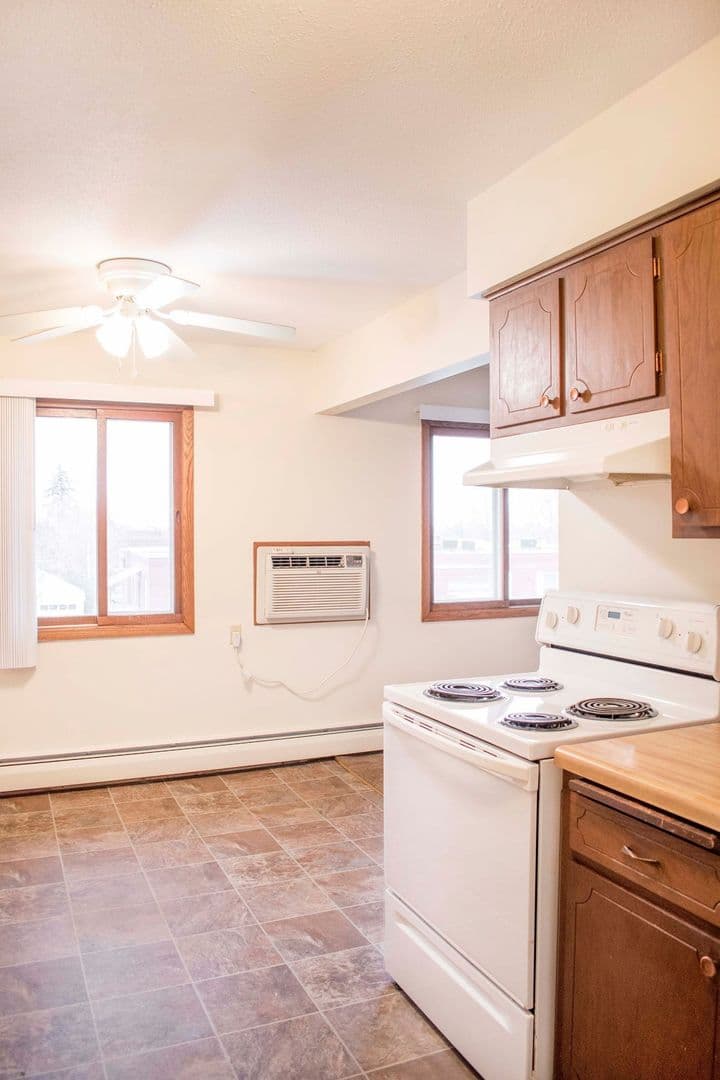 Waconia Apartment: 245 Elm Street South