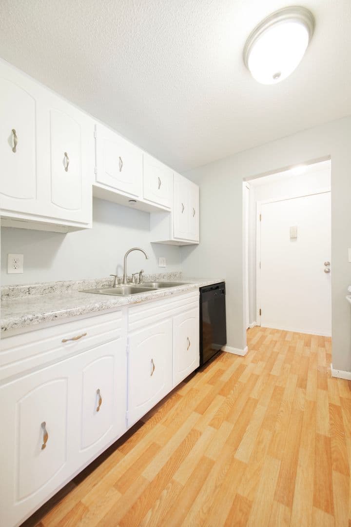 Chanhassen Apartment: 7721 Chanhassen Rd