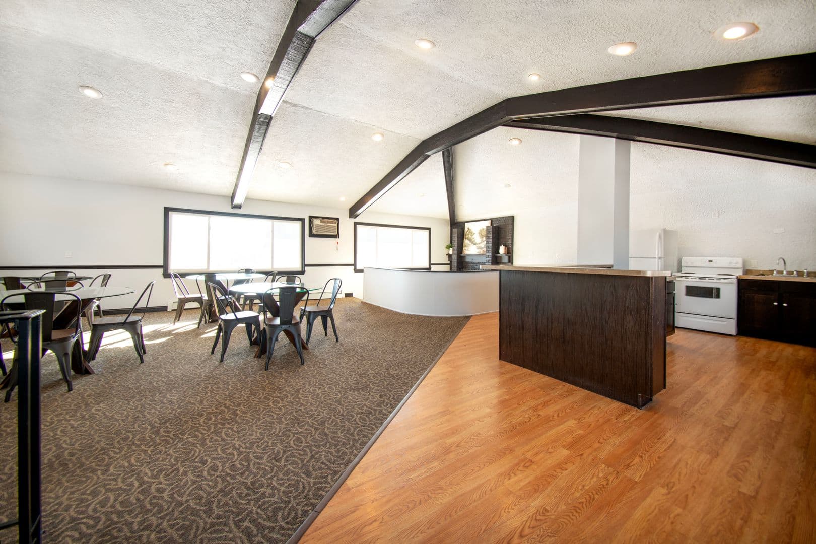 Brooklyn Park Apartment: 8221 Riverview Lane