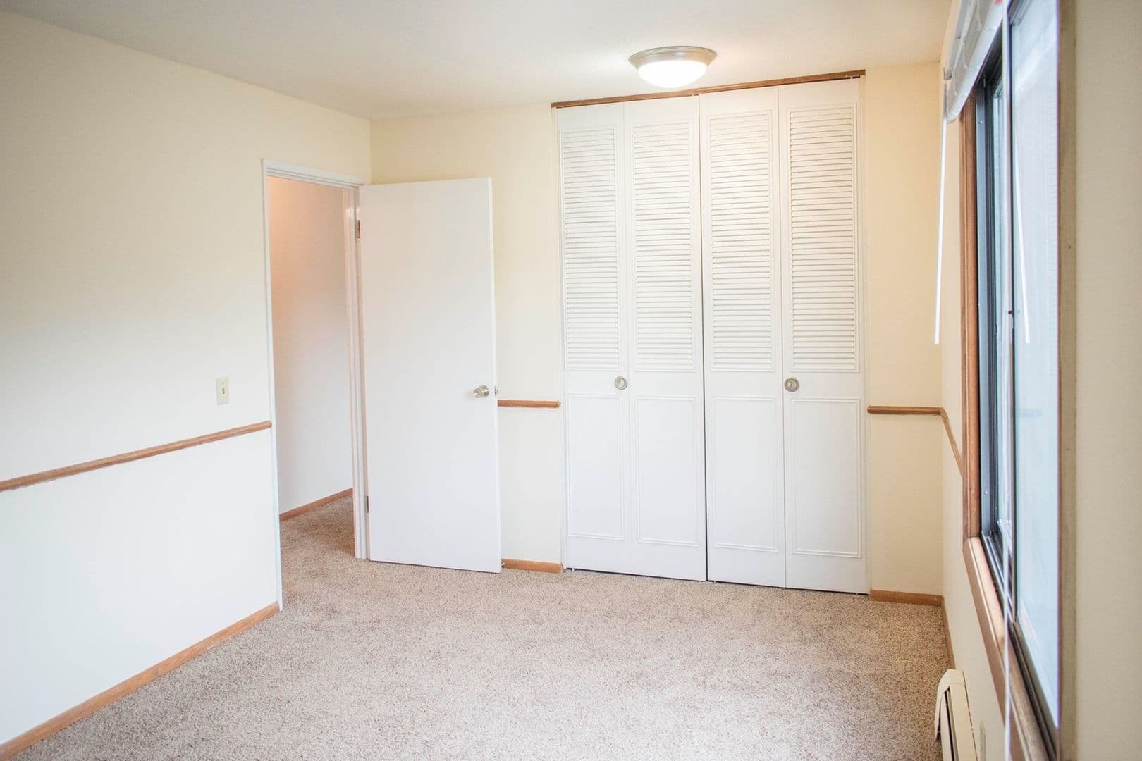 Excelsior Apartment: 818 3rd Ave S