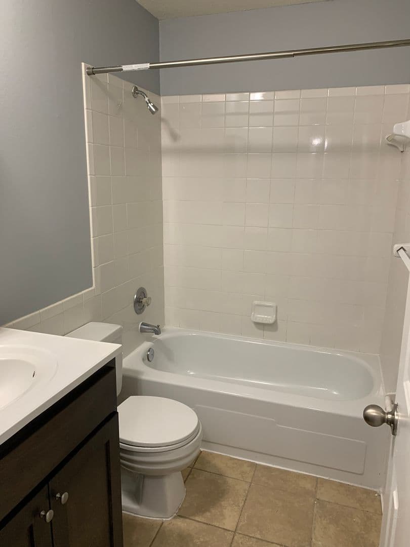 Chanhassen Apartment: 7721 Chanhassen Rd