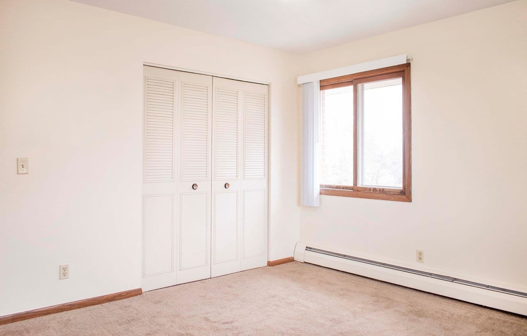 Waconia Apartment: 245 Elm Street South