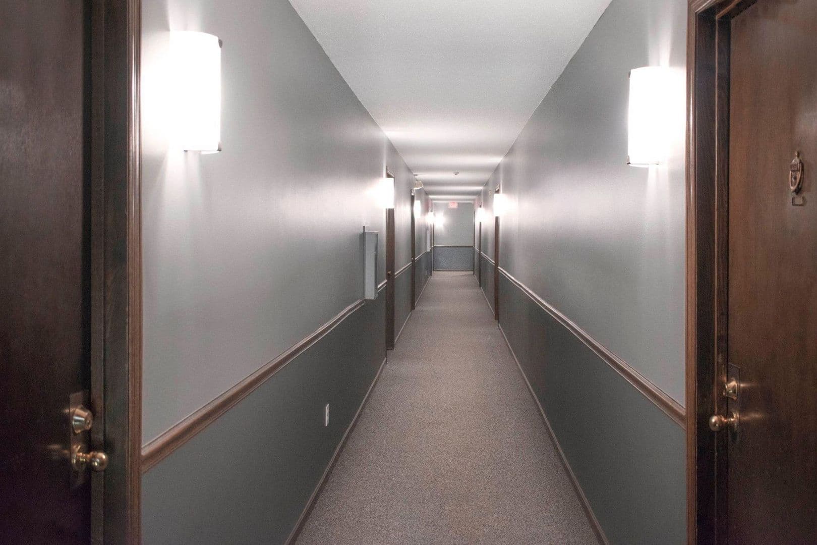 Excelsior Apartment: 832 3rd Ave S