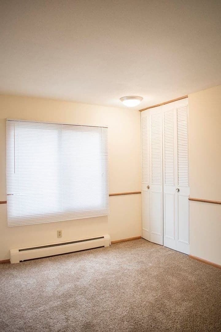 Excelsior Apartment: 818 3rd Ave S