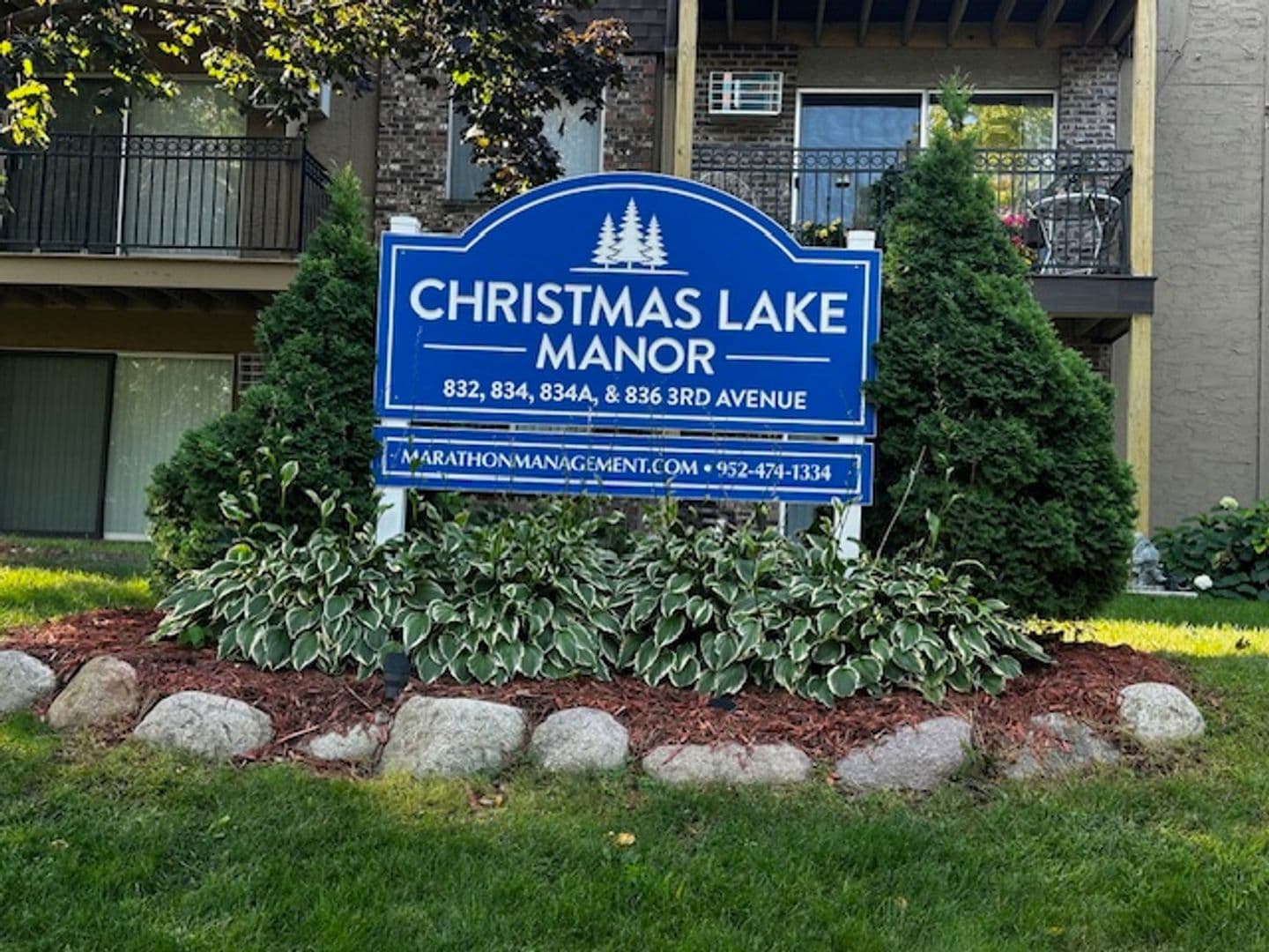 Excelsior Apartment: 832 3rd Ave S