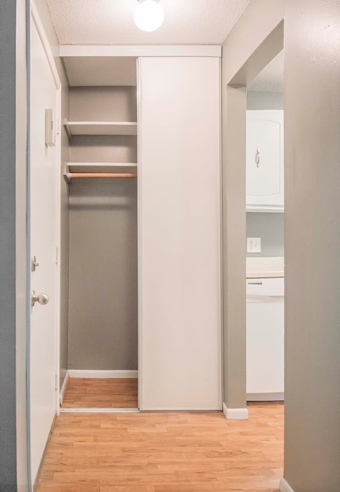 Chanhassen Apartment: 7721 Chanhassen Rd