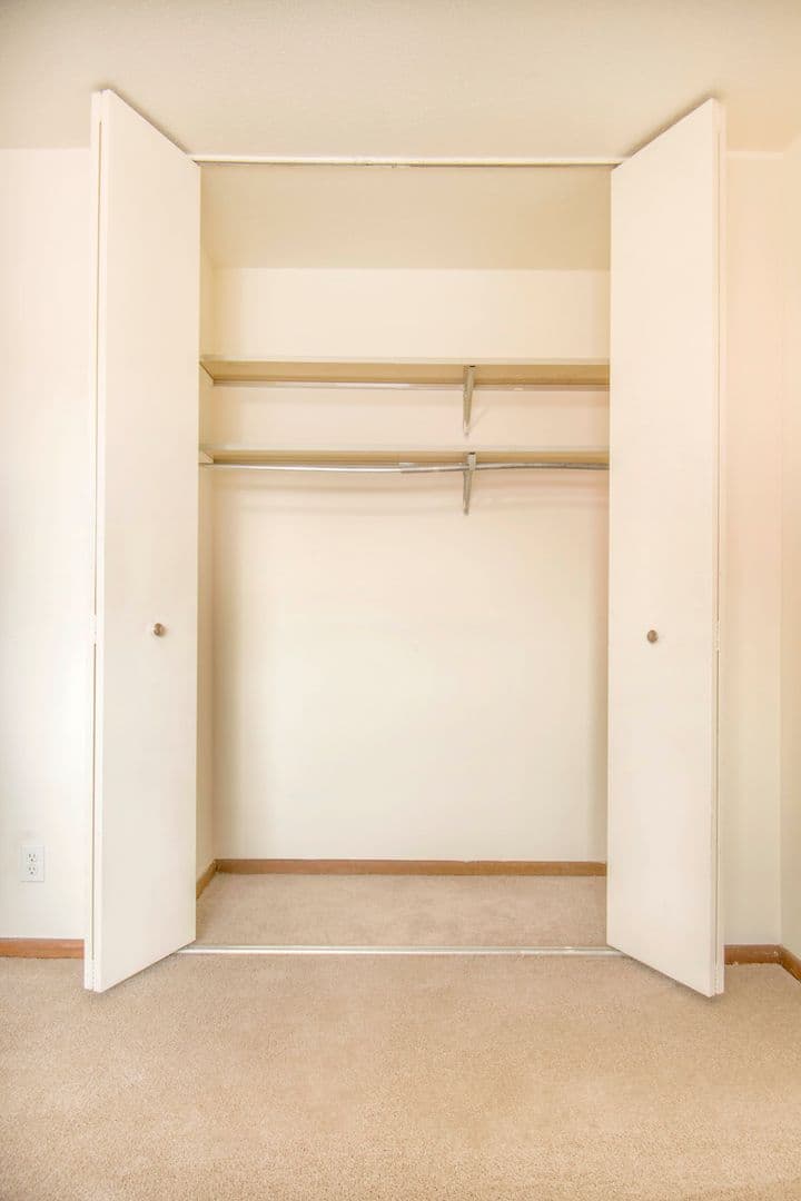 Brooklyn Park Apartment: 8221 Riverview Lane