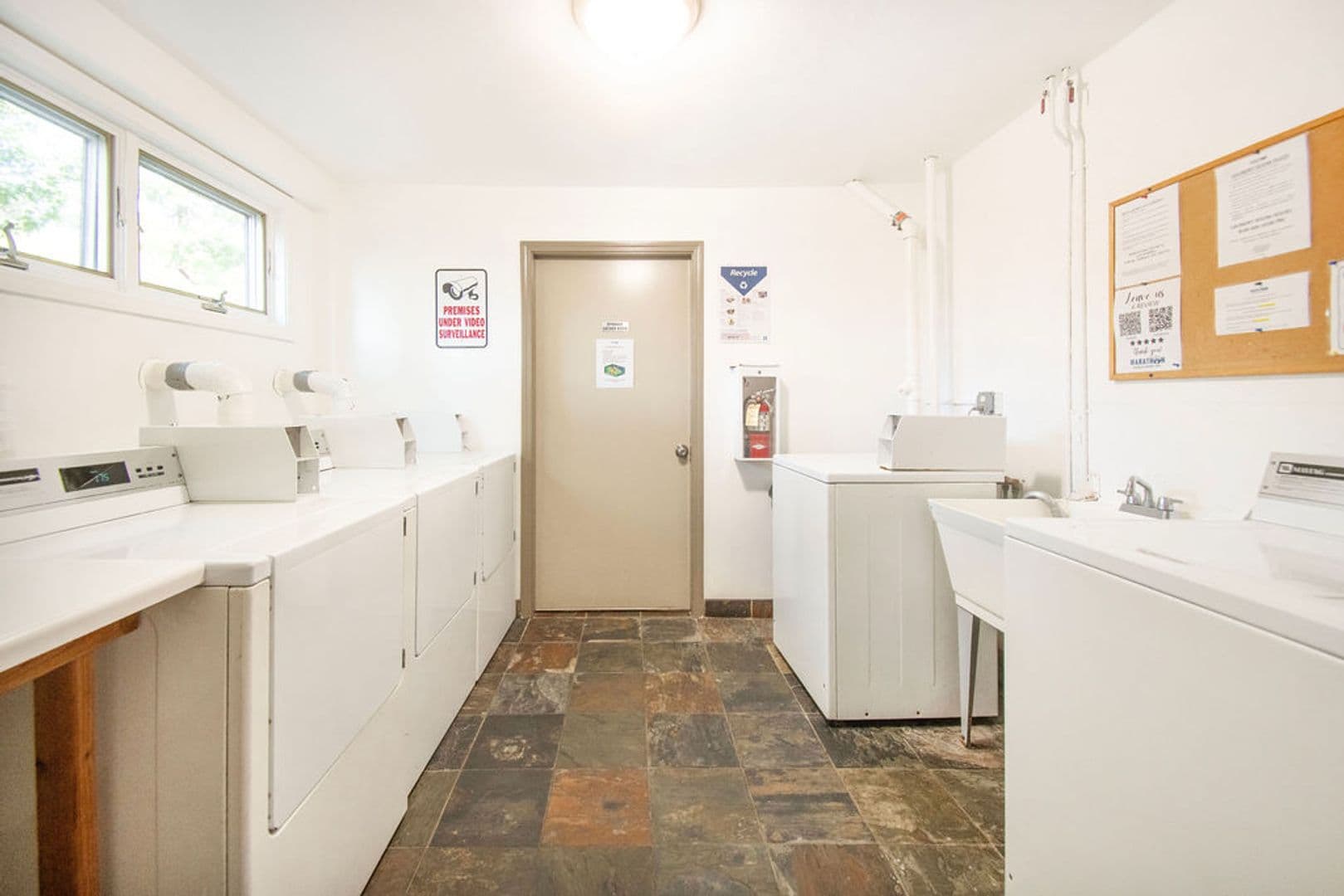 Richfield Apartment: 424 E 73rd St