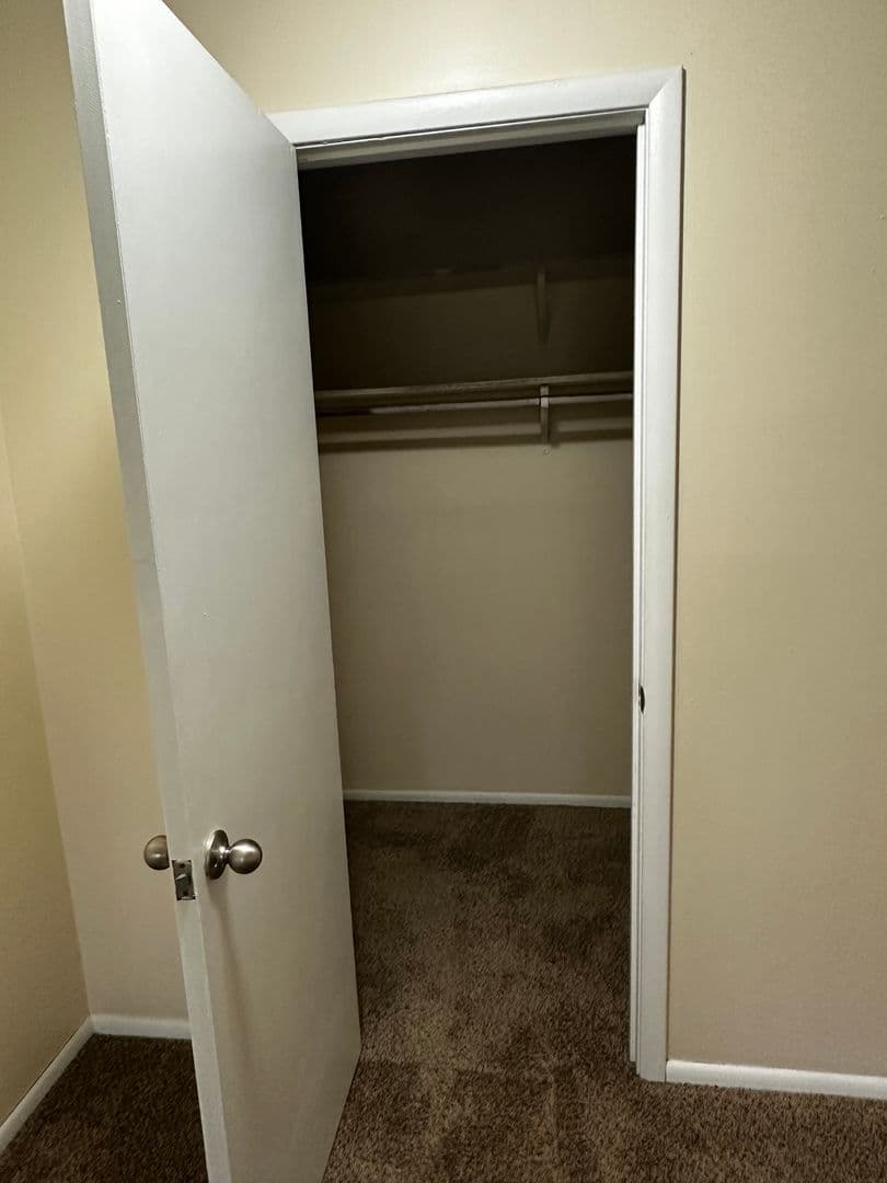 Excelsior Apartment: 832 3rd Ave S